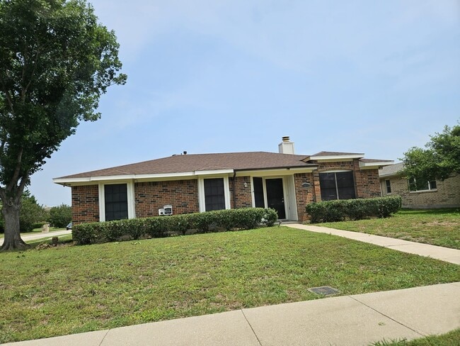 Primary Photo - 1773 Glencairn Ln