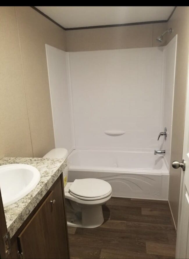 Building Photo - 123 Pintail Ln