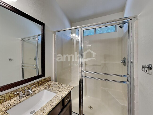 Building Photo - 8135 W Deanna Dr