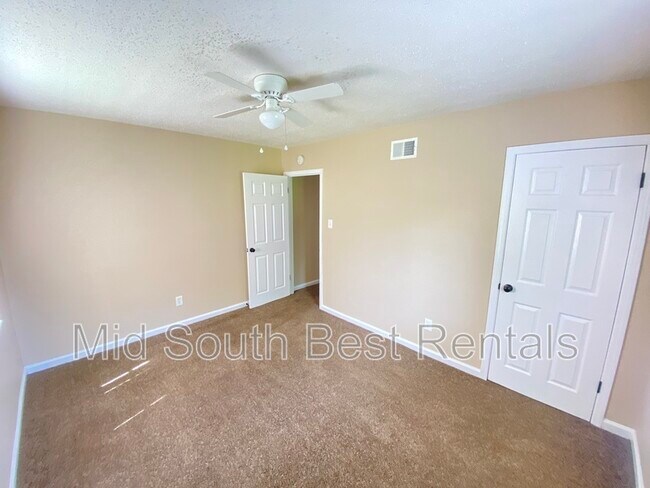 Building Photo - 1469 S. Cooper St (Castalia Heights)