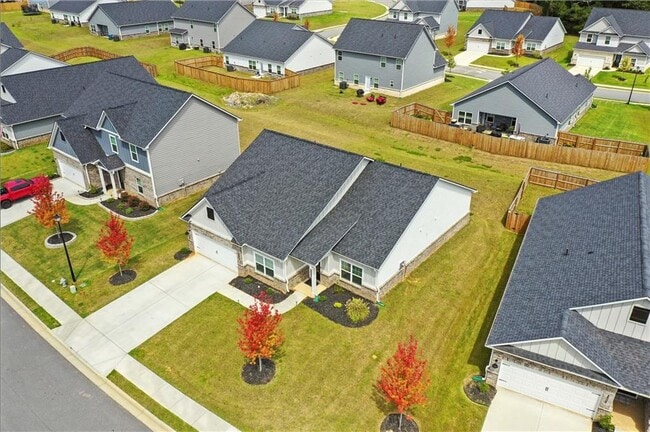 Building Photo - 3894 Saddle Bag Ct