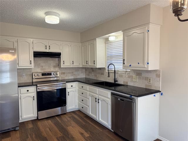 Building Photo - 1620 May St