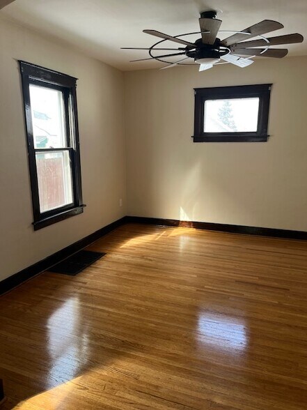 Dining room - 40 Virginia St