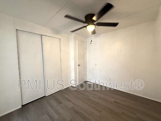 Building Photo - 750 Brill Dr