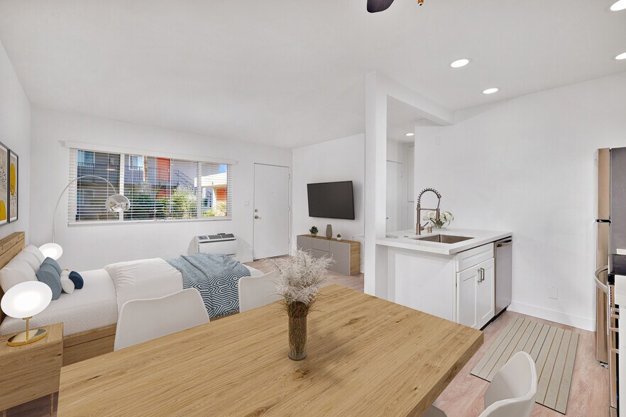 Elivia Apartments 53255385 Clairemont Mesa Blvd San Diego CA 92117