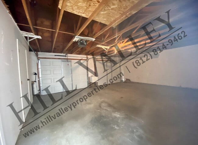 Building Photo - Two bedroom Townhouse in Willow Crossings