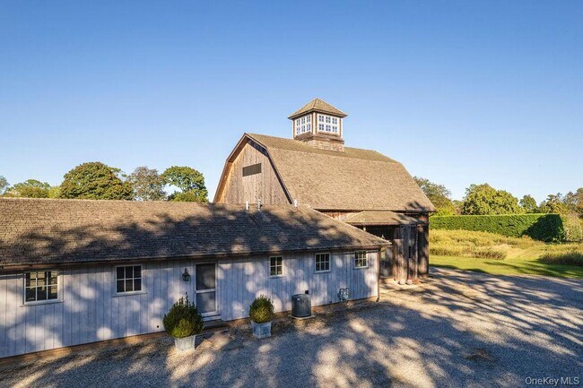 Building Photo - 29500 Main Rd