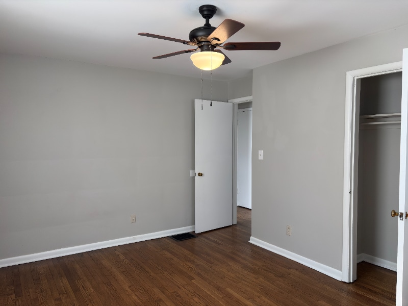 Building Photo - 4919 Fuller Dr