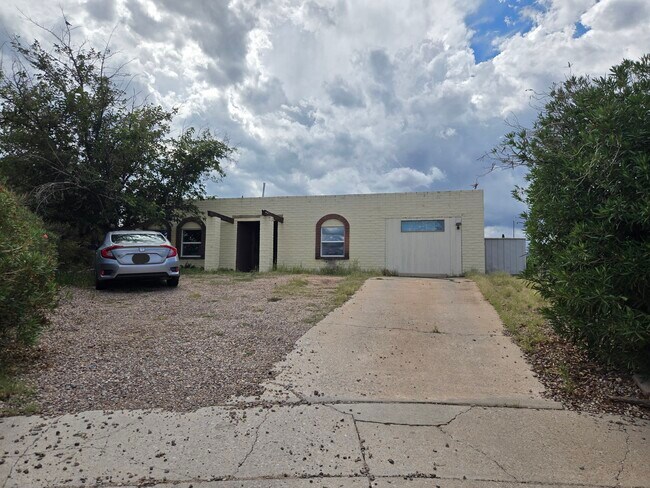 Primary Photo - 149 Judd Pl
