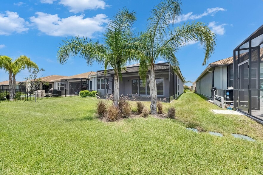 Building Photo - 4915 Sienna Isles Ave