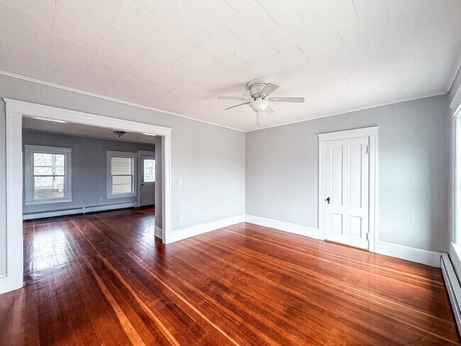 Building Photo - 18 Ellsworth St