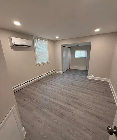 Building Photo - 1844 S 16th St