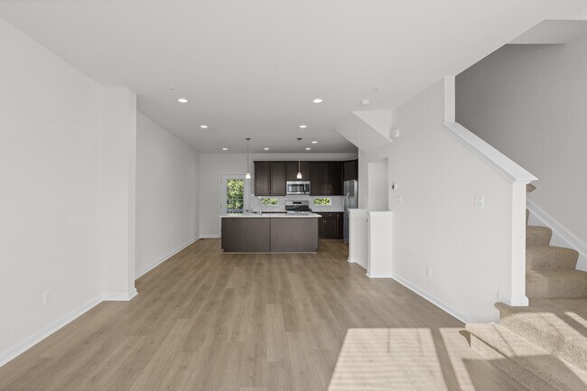 Building Photo - 377 Tumblers Wy