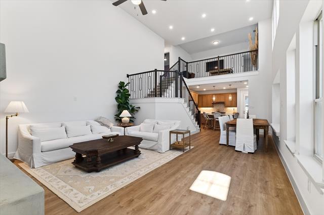 Building Photo - 1908 Elm Pl