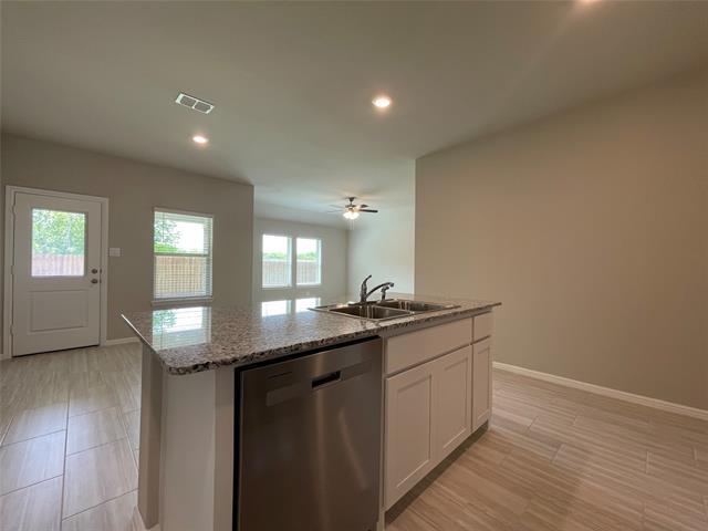 Building Photo - 349 Wildrose Cir