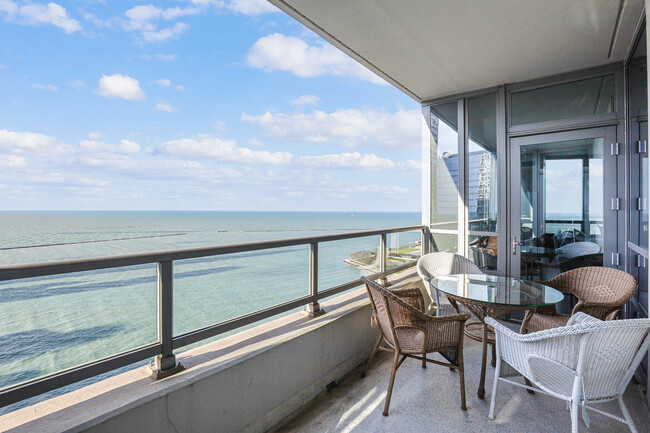Building Photo - 600 N Lake Shore Dr