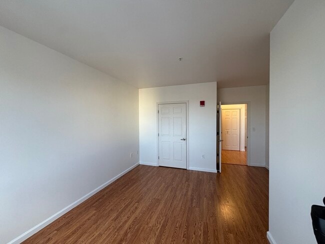 Building Photo - 1 Cityview Ln