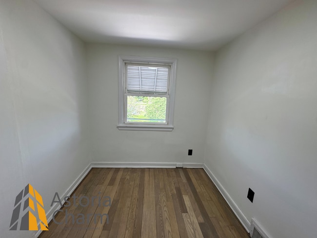 Building Photo - Cozy 2-Bedroom Home with Modern Updates & ...