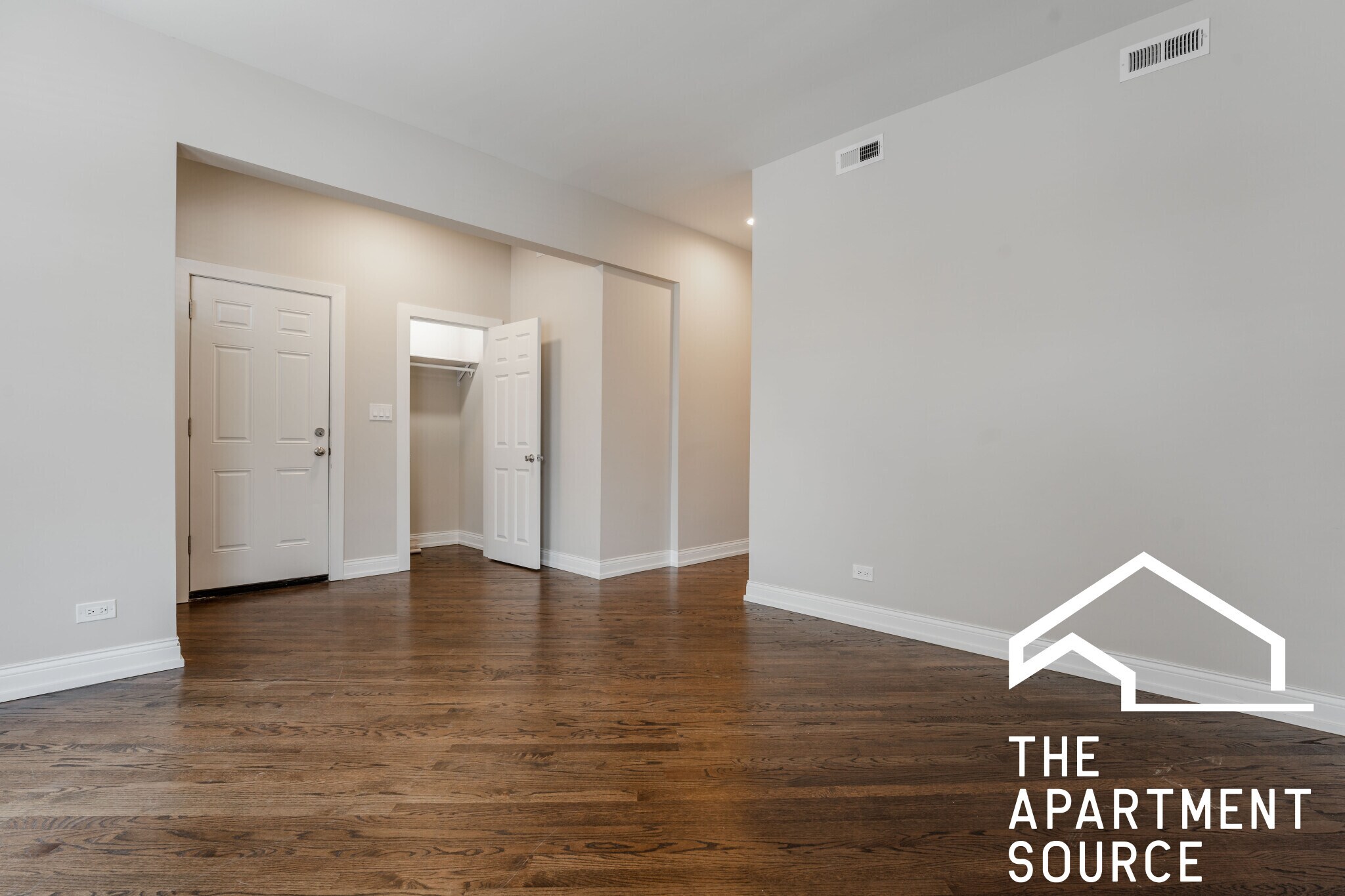 Building Photo - 2758 N Richmond St