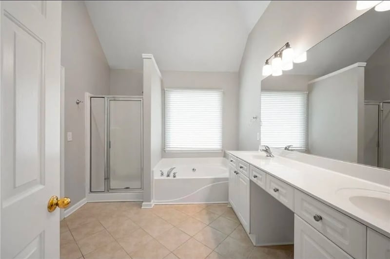 Building Photo - 61 Gellmore Ln