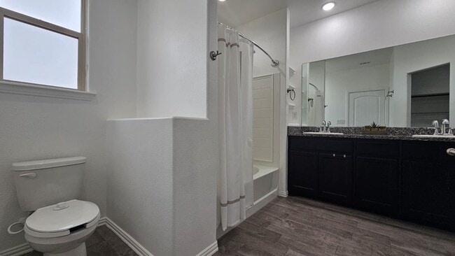 Building Photo - 6906 Brisco Rd