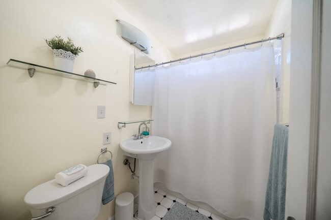 Building Photo - 5211 Judson Way