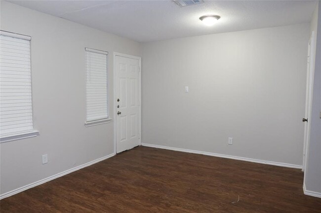 Building Photo - 1830 River Crossing Cir