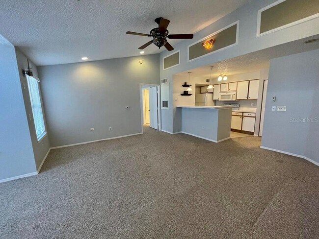 Building Photo - 2212 Grand Cayman Ct