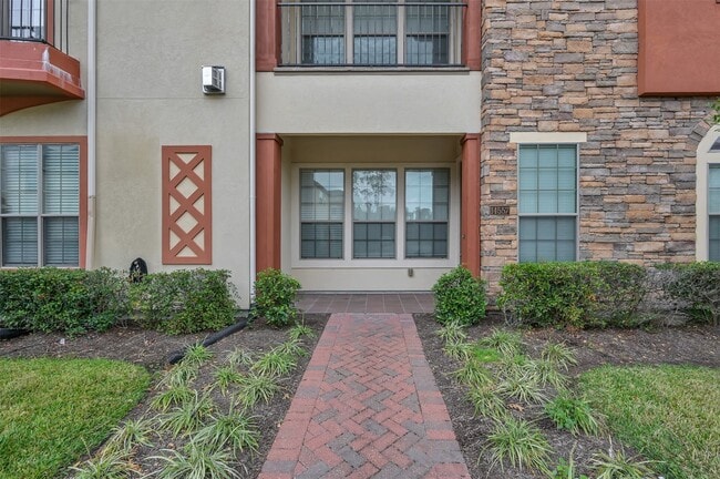 Building Photo - 14557 San Pietro Dr