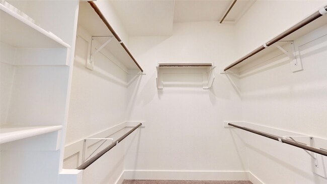 Building Photo - 833 Concan Dr