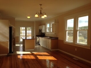 Building Photo - 8490 Dandelion Ln