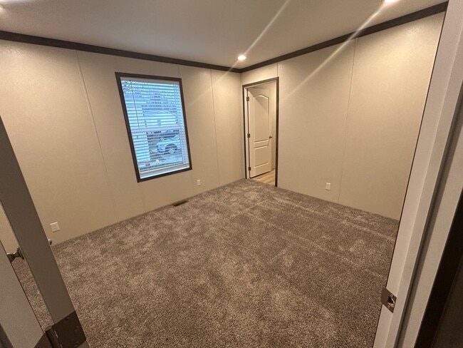 Building Photo - 72 W Arizona