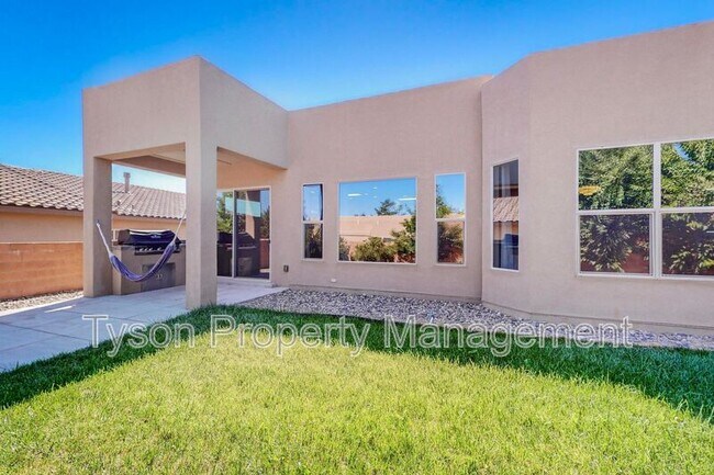 Building Photo - 4701 Cayetana Pl NW
