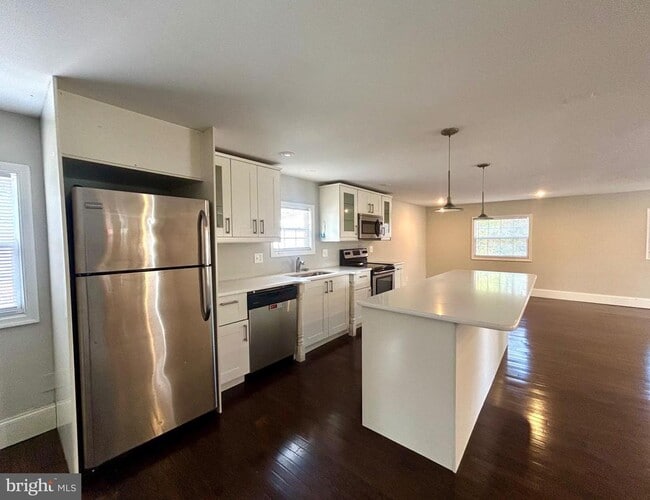 Building Photo - 2730 Old Cedar Grove Rd