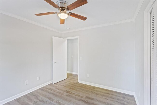 Building Photo - 2998 Crooked Creek Rd NW