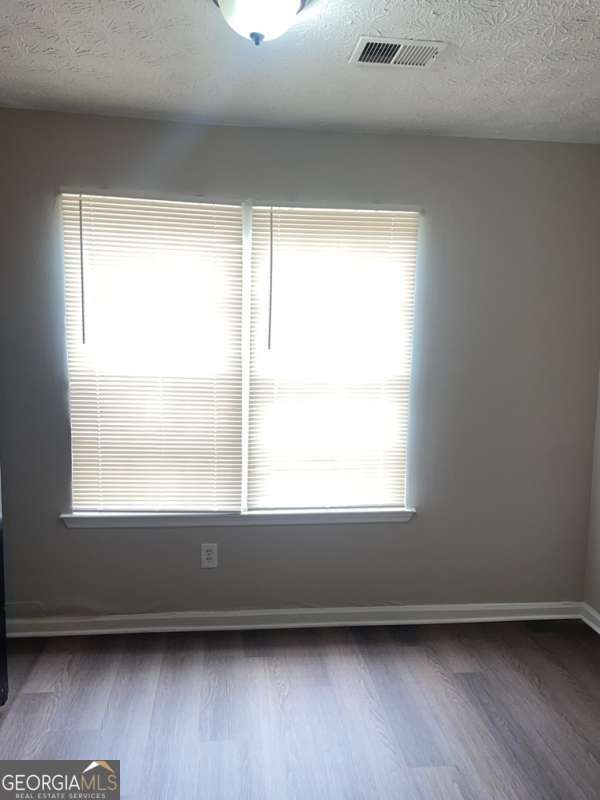 Building Photo - 8511 Pineland Dr
