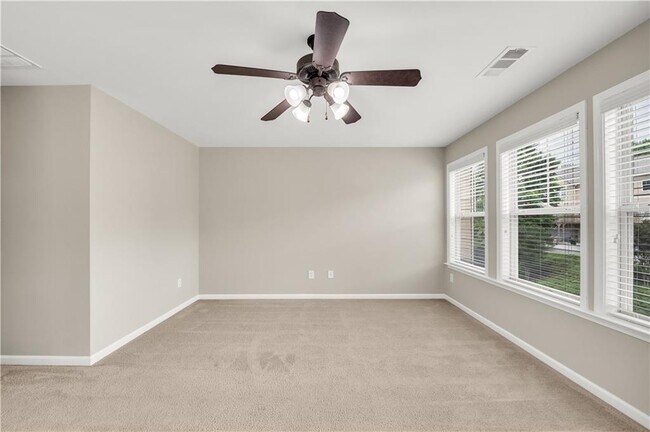 Building Photo - 501 Grove Field Ct NW