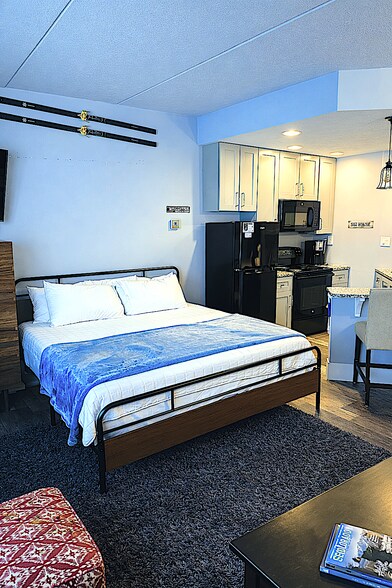 King Size Bed with dresser - 45 Beeler Pl