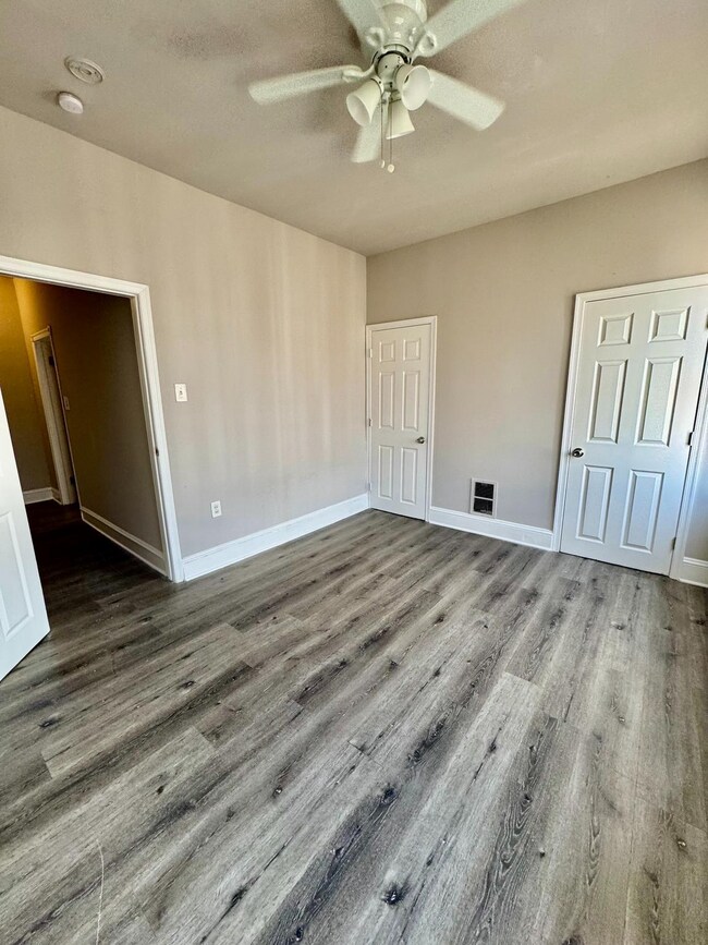 Building Photo - 4506 N Mole St