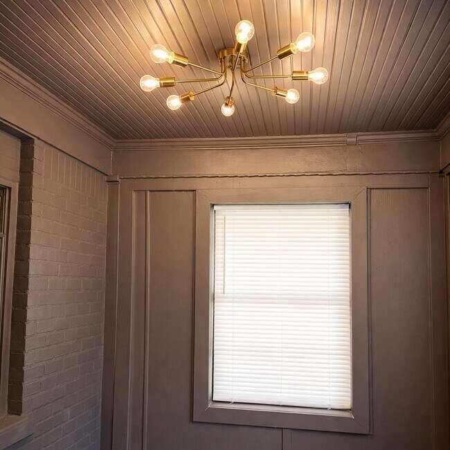 Building Photo - 1860 Tiger Flowers Dr NW