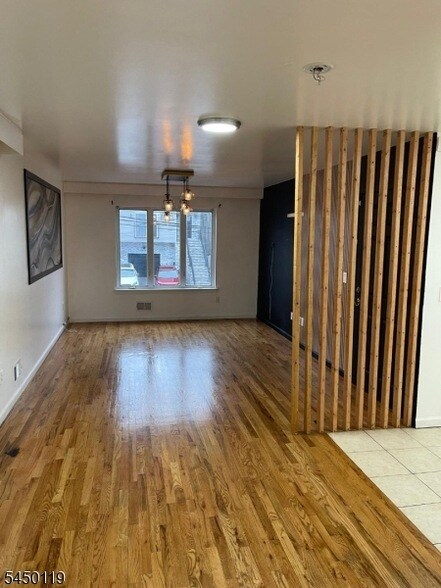 Building Photo - 1089 Magnolia Ave