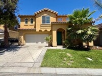 Building Photo - BEAUTIFULLY REDONE 4 Bed 3 bath in the Lakes Discovery Bay
