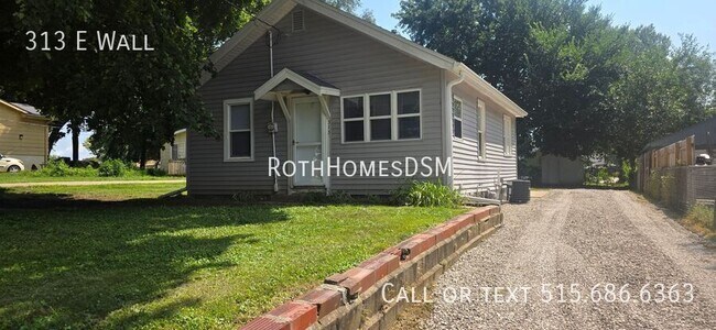Building Photo - 313 E Wall-