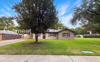 Building Photo - 8250 Chesterfield Dr