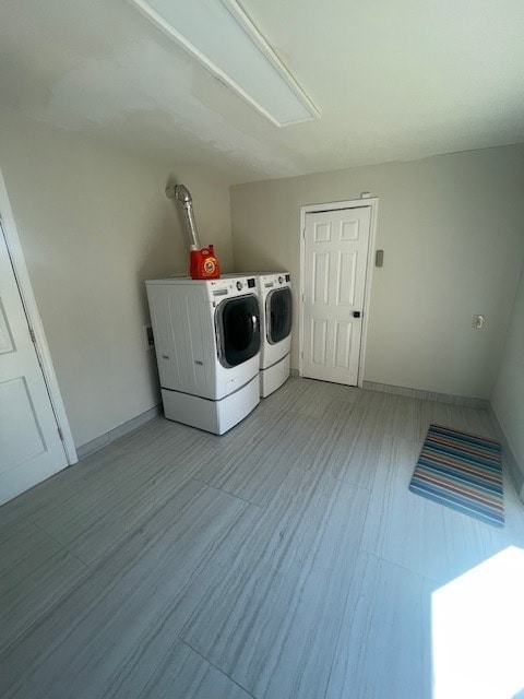 Building Photo - Fully Renovated 5 Beds Home in South Park ...