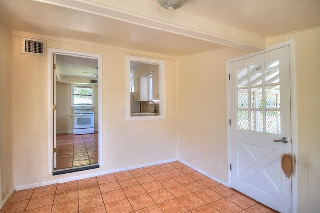 Building Photo - 155 Nimitz Dr