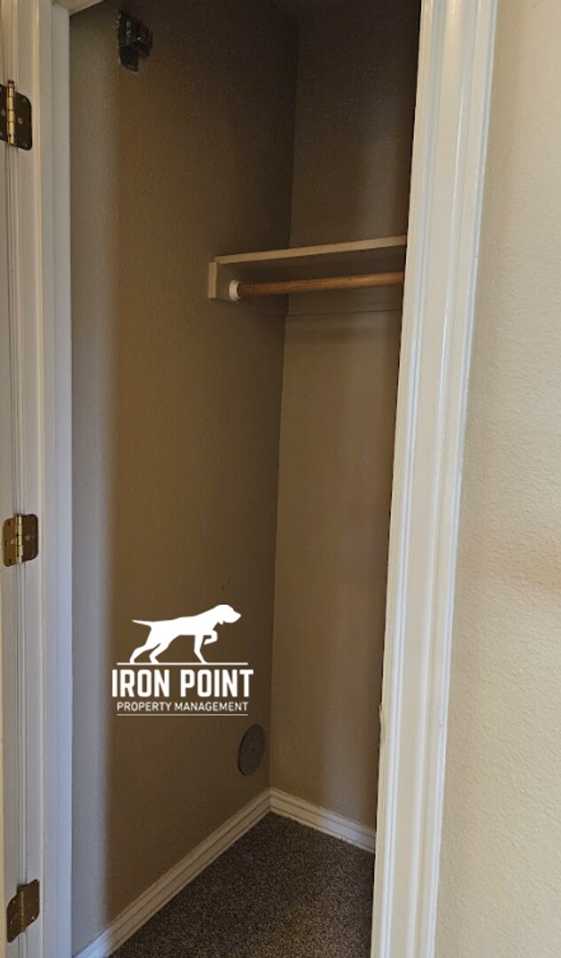 Building Photo - ELD4013