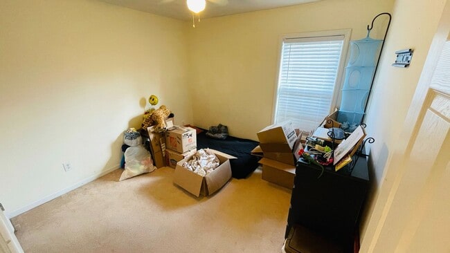 Building Photo - 292 Chinaberry Ct