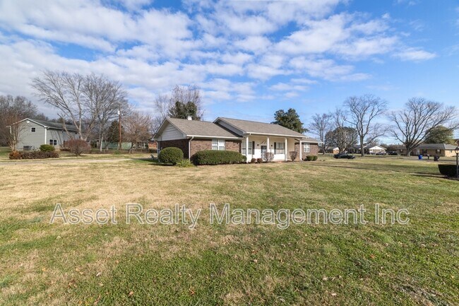 Building Photo - 11719 S Williamsburg Dr