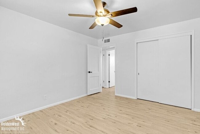 Building Photo - Updated 2Bdm 1Ba in Apartment Community!
